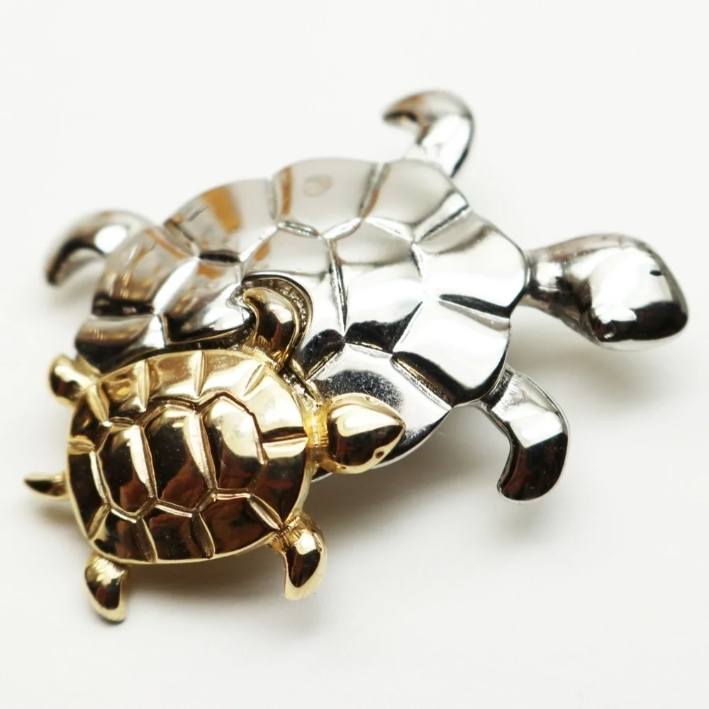 GOLD & SILVER PLATED LIZ CLAIBORNE TURTLE BROOCH
